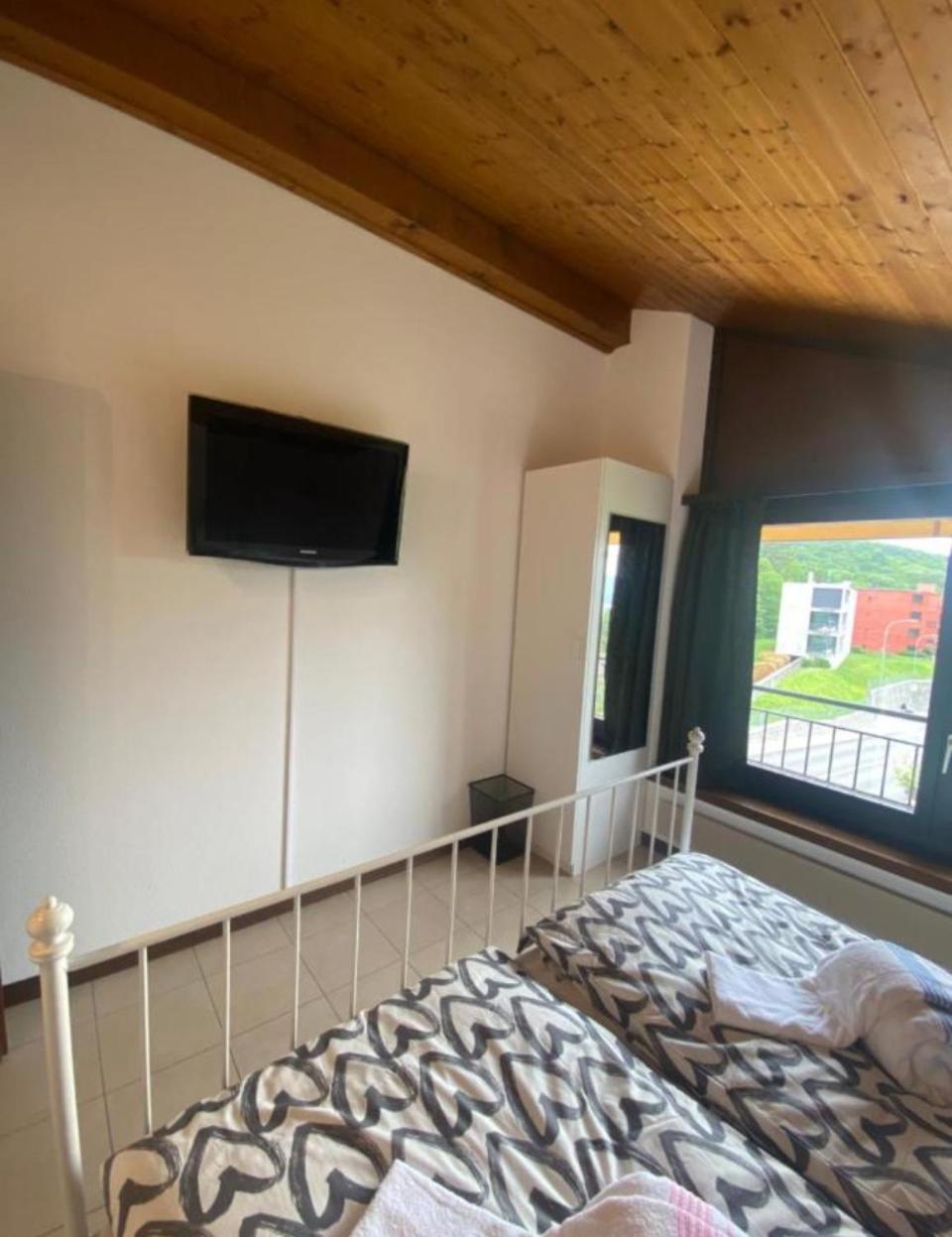 Bed and Breakfast Bellavista Cureglia Екстер'єр фото